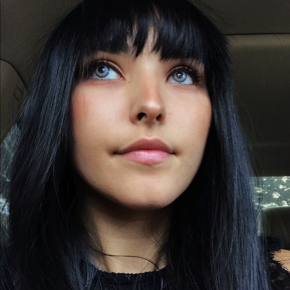 Meet your Posher, Erica